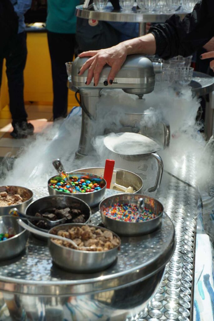 bella christie interactive dessert stations pittsburgh liquid nitrogen dessert table